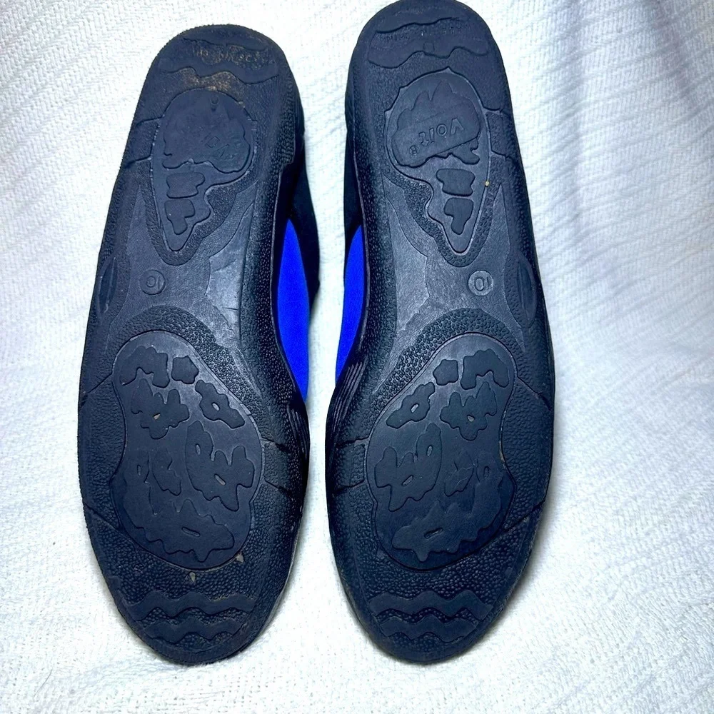 Voit Black and Purple water swimming Shoes